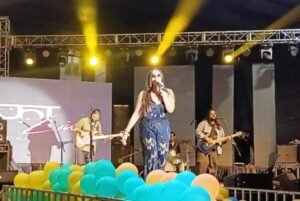 अभिनंदन-2025: बॉलीवुड सिंगर इशिका सहगल ने बांधा समां अभिनंदन-2025: बॉलीवुड सिंगर इशिका सहगल ने बांधा समां