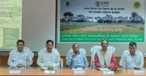 कृषि वानिकी बनेगी ग्रामीण अर्थव्यवस्था की रीढ़: देहरादून प्रशिक्षण में नई पहल कृषि वानिकी बनेगी ग्रामीण अर्थव्यवस्था की रीढ़: देहरादून प्रशिक्षण में नई पहल