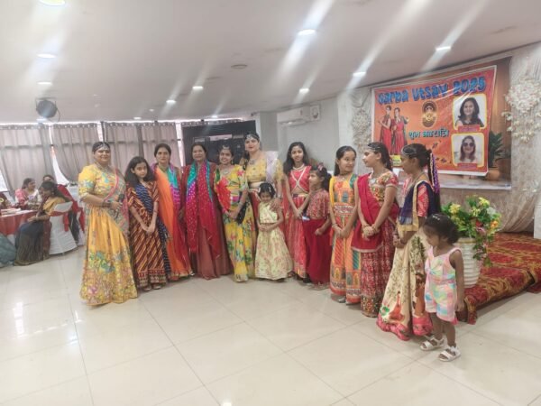 उर्जस्वी क्लब ने धूमधाम से मनाया गरबा उत्सव 2025