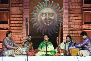 विरासत 2025 में बेगम परवीन सुल्ताना के सुरों ने बांधा समां