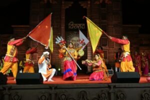 विरासत की संध्या में कुमाऊनी गीतों का जादू 