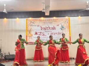 “बैठक” में झलकी शास्त्रीय संगीत और नृत्य की सुरम्य छटा “बैठक” में झलकी शास्त्रीय संगीत और नृत्य की सुरम्य छटा