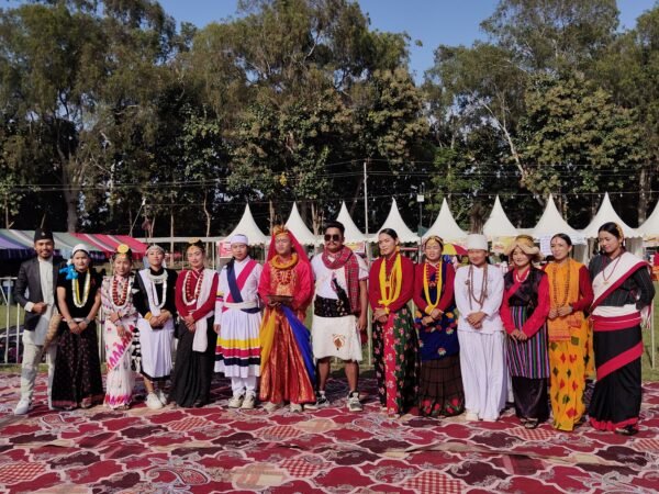 मानव श्रृंखला पदयात्रा के साथ शुरू हुआ गोरखा दशै–दीपावली महोत्सव