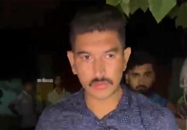 नशे में टक्कर मारते राजपुर थानेदार का वीडियो वायरल, SSP ने किया सस्पेंड – मुकदमा दर्ज