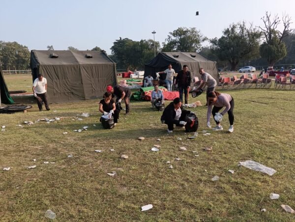 वीर गोरखा कल्याण समिति ने स्वच्छता अभियान से दिया पर्यावरण संरक्षण का संदेश