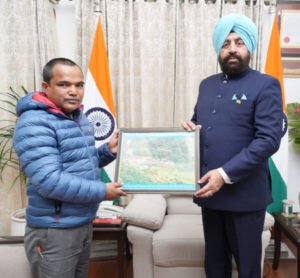 ट्राउट मत्स्य पालन से स्वरोजगार, राज्यपाल ने की सराहना राज्यपाल गुरमीत सिंह से ट्राउट मत्स्य पालन उद्यमी की मुलाकात