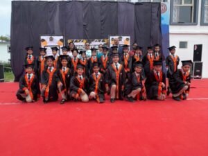 एडिफाई वर्ल्ड स्कूल में ग्रेजुएशन डे समारोह संपन्न एडिफाई वर्ल्ड स्कूल में ग्रेजुएशन डे समारोह संपन्न