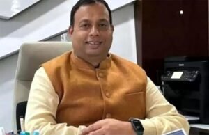 श्री बदरीनाथ-केदारनाथ मंदिर समिति (बीकेटीसी) के अध्यक्ष हेमंत द्विवेदी:फाइल फोटो