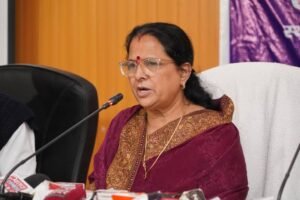 नारी शक्ति वंदन अधिनियम का विरोध हर बेटी का अपमान: कुसुम कंडवाल नारी शक्ति वंदन अधिनियम का विरोध महिलाओं का अपमान: कुसुम कंडवाल