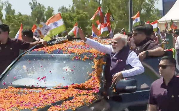 दिल्ली से देहरादून अब 2.5 घंटे: पीएम मोदी ने एक्सप्रेसवे राष्ट्र को समर्पित किया