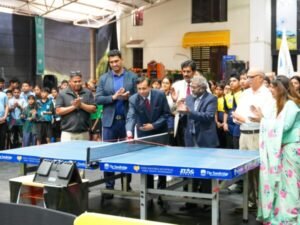 Table Tennis Tournament का शुभारंभ करते अतिथिगण