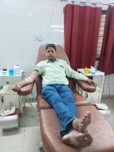 बकरीद पर रक्तदान कर NAPSR अध्यक्ष आरिफ खान ने दिया इंसानियत का संदेश बकरीद पर रक्तदान कर NAPSR अध्यक्ष आरिफ खान ने दिया इंसानियत का संदेश