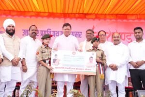 खटीमा में जन-जन की सरकार आपके द्वार कार्यक्रम को संबोधित करते मुख्यमंत्री पुष्कर सिंह धामी