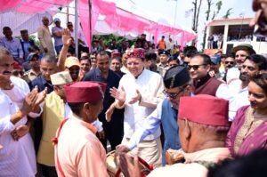 जौनसार-बावर महोत्सव में CM धामी ने की कई विकास योजनाओं की घोषणा नागथात में जौनसार-बावर सांस्कृतिक महोत्सव को संबोधित करते मुख्यमंत्री पुष्कर सिंह धामी