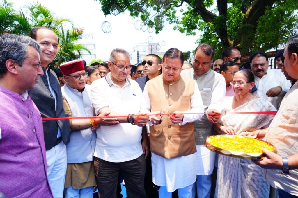 भारत का संविधान प्रत्येक नागरिक को अभिव्यक्ति की स्वतंत्रता एवं लोकतांत्रिक अधिकार करता है प्रदान : धामी