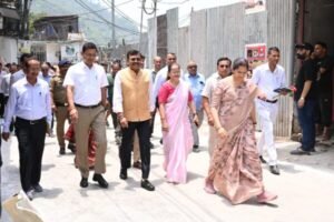 मुख्य सचिव आनंद बर्धन ने तपोवन के बजरंग सेतु और हिलान्स हिमालयन भोजनालय का किया निरीक्षण मुख्य सचिव आनंद बर्धन ने तपोवन के बजरंग सेतु और हिलान्स हिमालयन भोजनालय का किया निरीक्षण