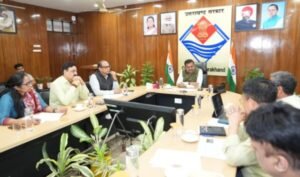 सभी बच्चों की आभा और अपार आईडी बनाए जाए : CS उत्तराखंड में बच्चों की जन्म से शिक्षा तक होगी डिजिटल ट्रैकिंग, मुख्य सचिव ने दिए सिंगल प्लेटफॉर्म के निर्देश