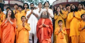Krishnavataram Part 1 – The Heart की टीम पहुंची हरिद्वार, संतों से लिया आशीर्वाद Krishnavataram Part 1 – The Heart की टीम पहुंची हरिद्वार, संतों से लिया आशीर्वाद