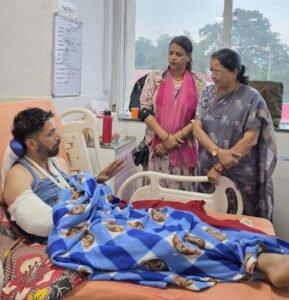 ऋषिकेश गोलीकांड पर महिला आयोग सख्त, कुसुम कंडवाल ने पुलिस को दिए कड़े निर्देश ऋषिकेश गोलीकांड पर महिला आयोग सख्त, कुसुम कंडवाल ने पुलिस को दिए कड़े निर्देश