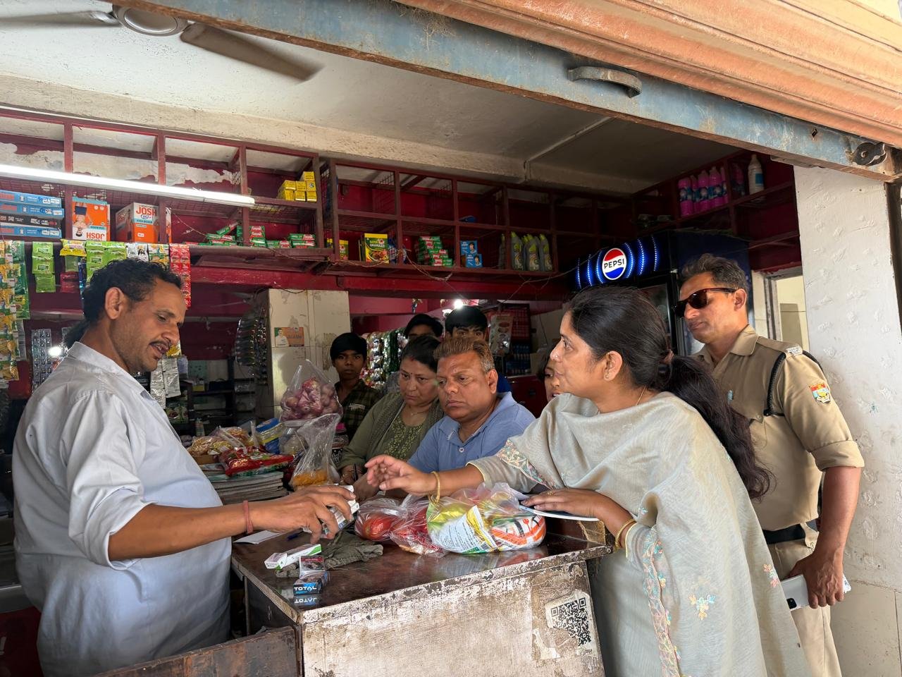 UPES के आसपास तंबाकू नियंत्रण अभियान, 17 विक्रेताओं पर कार्रवाई