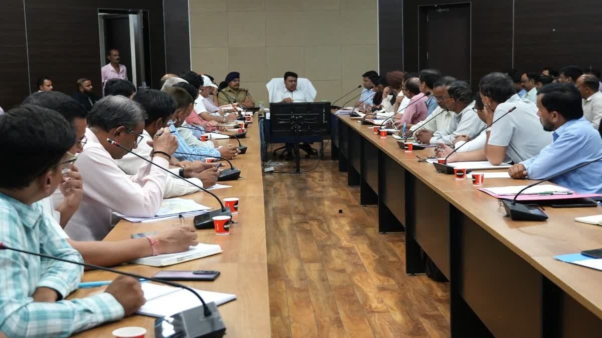 UKSSSC परीक्षा 2026: 55 केंद्रों पर 18 हजार से अधिक अभ्यर्थी देंगे परीक्षा, प्रशासन अलर्ट
