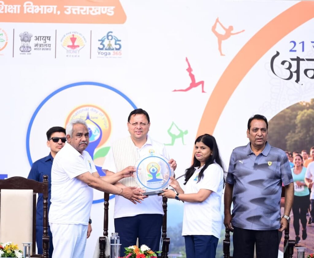 देहरादून में ‘रन फॉर योगा’ में शामिल हुए सीएम धामी, बोले- योग स्वस्थ और अनुशासित जीवन का आधार