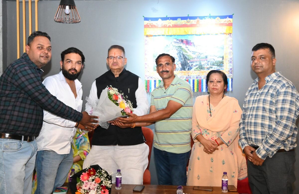 विशेष गहन पुनरीक्षण अभियान पर गणेश जोशी ने दिए निर्देश