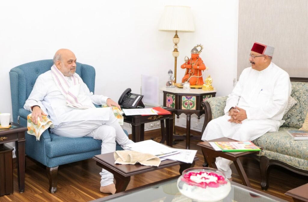 महाराज ने गृहमंत्री अमित शाह से की शिष्टाचार भेंट, ट्राइपॉड और आईसीपी बनबसा को जोड़ने वाली एप्रोच रोड को लेकर हुई विस्तृत चर्चा