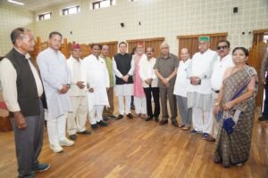 मुख्यमंत्री से पूर्व विधायकों ने की शिष्टाचार भेंट, सर्वाधिक कार्यकाल के लिए दी बधाई CM Photo 12 dt. 11 July, 2026