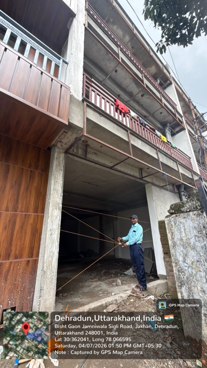 VIP इलाके में MDDA का बड़ा प्रहार, 3 अवैध डुप्लेक्स सील