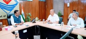 केदारनाथ पुनर्निर्माण और बद्रीनाथ मास्टर प्लान की समीक्षा