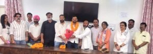 राष्ट्रीय स्वयं सुरक्षा संघ की प्रदेश स्तरीय बैठक में दिनेश मलिक बने राष्ट्रीय उपाध्यक्ष व उत्तराखंड प्रभारी WhatsApp Image 2026-07-10 at 19.58.31