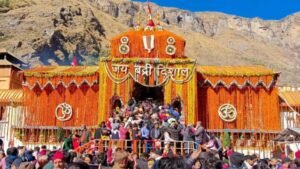 बदरीनाथ दान मामले में पुलिस ने कब्जे में लिए सीसीटीवी फुटेज, सोमवार को आ सकती है जांच रिपोर्ट WhatsApp Image 2026-07-12 at 16.41.06