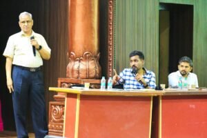 देहरादून में मतदाता सूची की त्रुटियां सुधारने का मौका, 13 अगस्त तक लिए जाएंगे दावे-आपत्तियां im (18)