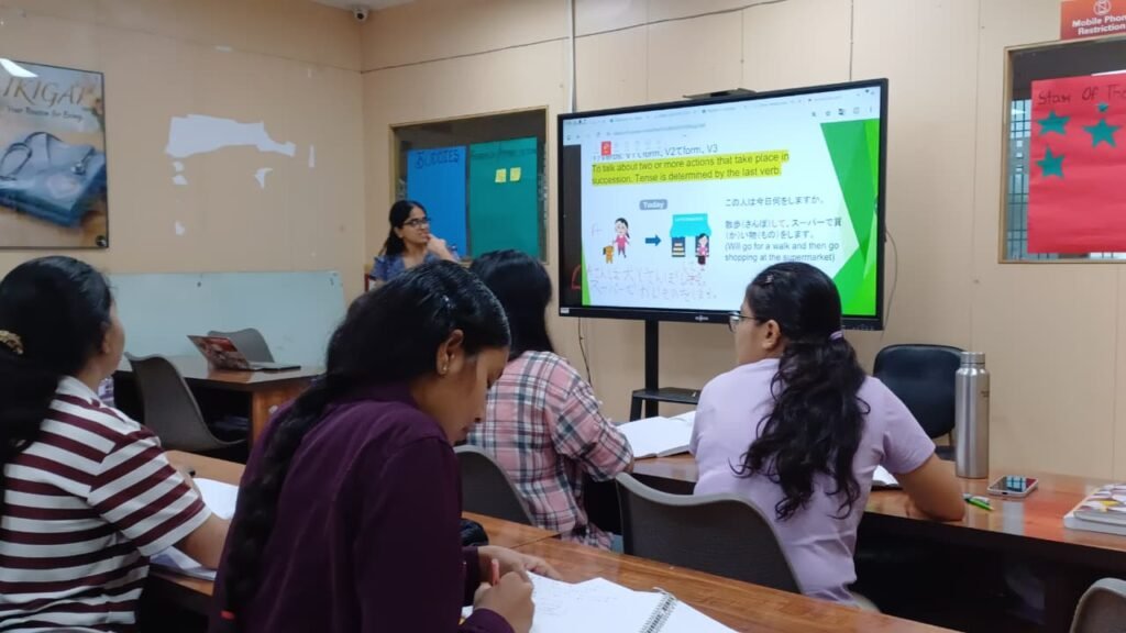 विदेशी रोजगार का सपना कर रही साकार- धामी सरकार की योजना से 123 युवाओं को मिला ग्लोबल करियर