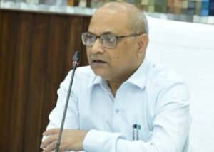 गढ़वाल आयुक्त का बड़ा आदेश, बंद सड़कें तुरंत खोलें, चारधाम यात्रियों की सुरक्षा पर विशेष फोकस गढ़वाल आयुक्त के निर्देश बंद सड़कें खोलें, राहत कार्य तेज