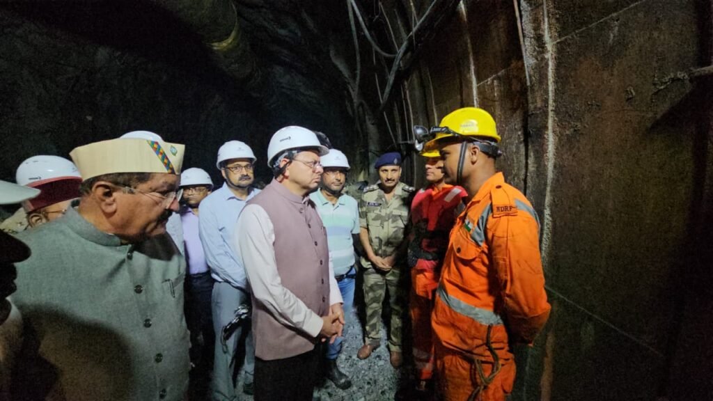 मुख्यमंत्री धामी ने टीएचडीसी टनल हादसे का किया स्थलीय निरीक्षण, रेस्क्यू अभियान का लिया जायजा
