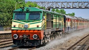 बनबसा रेलवे स्टेशन पर अब रुकेगी अछनेरा-टनकपुर एक्सप्रेस, रेल मंत्री ने दी स्वीकृति 3_6 aug
