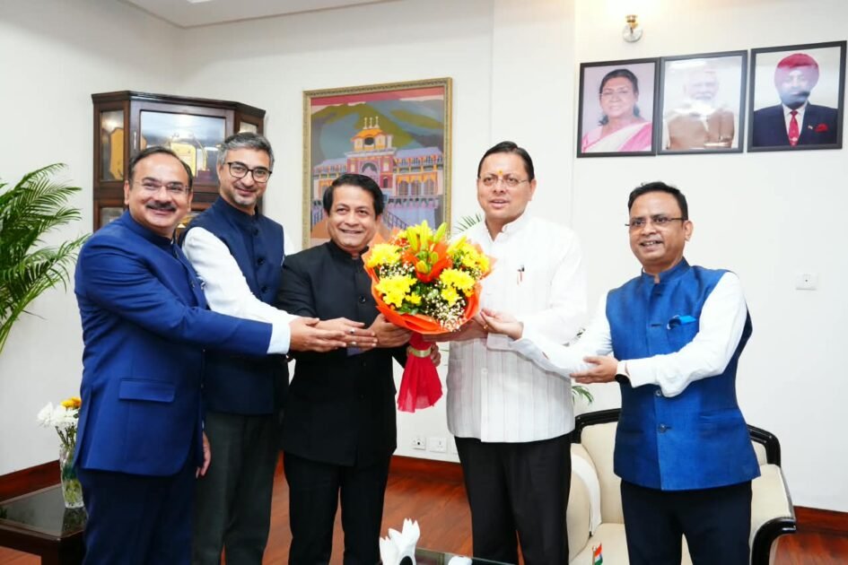 ’विदेशों में रोजगार की संभावनाओं के अनुरूप राज्य के युवाओं को दिया जाए कौशल एवं भाषा प्रशिक्षण: मुख्यमंत्री’