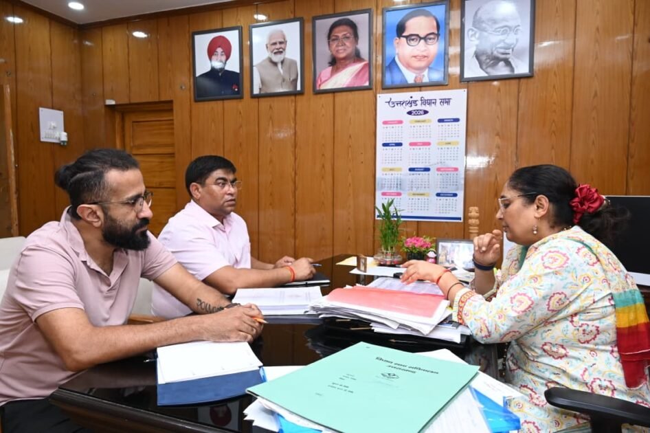 प्रस्तावित इन्डोर स्टेडियम के निर्माण कार्य में तेजी लाने के निर्देश, युवाओं को मिलेंगी आधुनिक खेल सुविधाएँ: ऋतु खण्डूडी भूषण