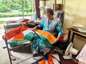 हर घर लहराएगा दून का हैंडमेड तिरंगा WhatsApp Image 2026-08-09 at 16.50.22