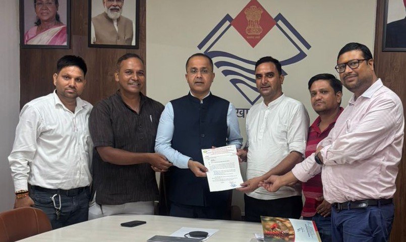 समान कार्य के लिए समान वेतन की नीति के बीच उपनल कर्मियों को हटाने पर महासंघ ने जताई नाराजगी