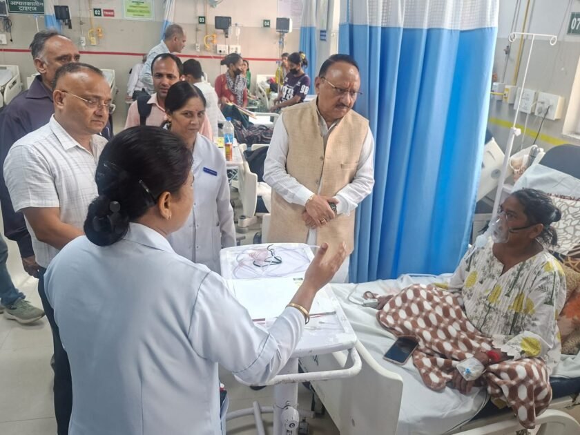 कोरोनेशन अस्पताल का निरीक्षण: राज्यमंत्री प्रताप पंवार ने मरीजों से जानी स्वास्थ्य सुविधाओं की हकीकत