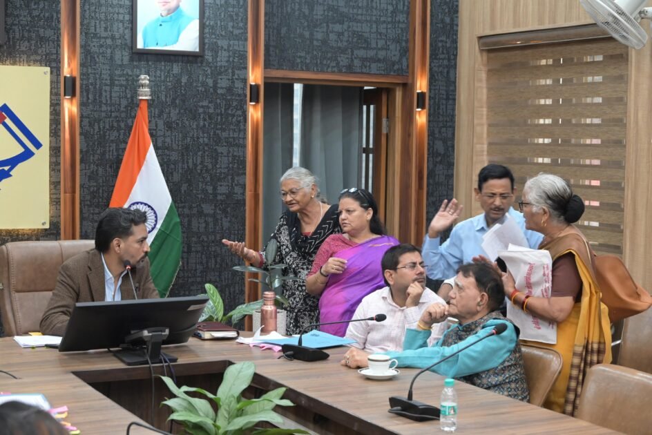 राज्य आंदोलनकारियों के चिन्हीकरण समिति की बैठक सौहार्दपूर्ण माहौल में हुई सम्पन्न