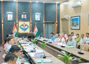 राजस्व न्यायालयों के लंबित वादों पर डीएम सख्त, स्मार्ट मॉनिटरिंग से तय होगी जवाबदेही WhatsApp Image 2026-09-24 at 5.02.01 PM (1)