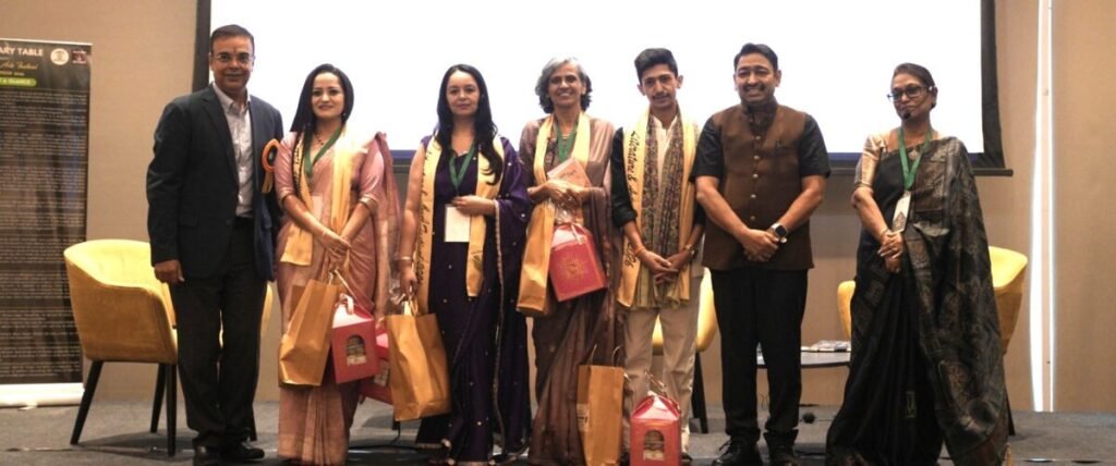 दो दिवसीय ‘द लिटरेरी टेबल’ लिटरेचर एंड आर्ट्स फेस्टिवल का आज दीप प्रज्वलन के साथ हुआ भव्य शुभारंभ
