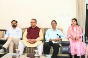 कैबिनेट मंत्री गणेश जोशी ने सुनी पीएम के मन की बात, बोले- सामाजिक कार्य की प्रेरणा देता है प्रत्येक एपिसोड WhatsApp Image 2026-09-27 at 12.29.51
