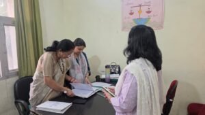 महिला आयोग अध्यक्ष कुसुम कण्डवाल ने 'सखी वन स्टॉप सेंटर' का किया औचक निरीक्षण; व्यवस्थाओं व केस निस्तारण की ली विस्तृत जानकारी WhatsApp Image 2026-10-12 at 18.55.28