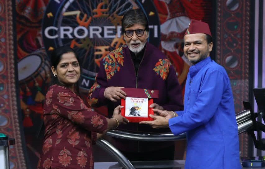 कौन बनेगा करोड़पति में उत्तराखंड की पहाड़ी टोपी भेंट करने वाले देहरादून के लोकेंद्र सोनी